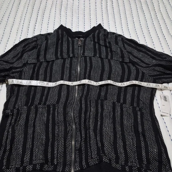 NWT Old Navy light-weight bomber jacket - 3 for $10 - Picture 2 of 4